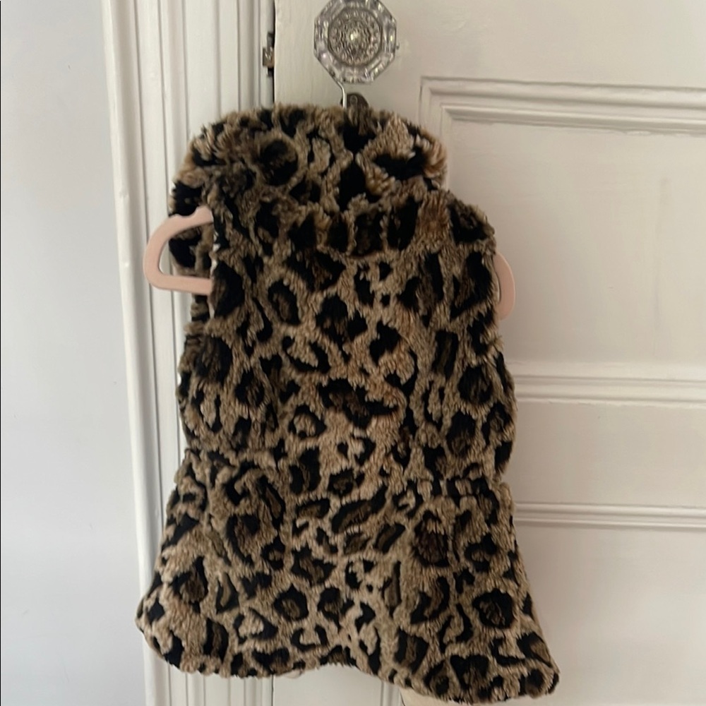 American Widgeon Faux Fur Vest 3-4T - Picture 6 of 7